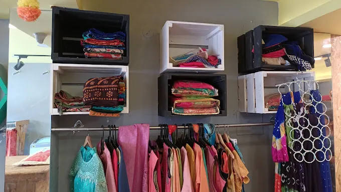 Kavi's Boutique